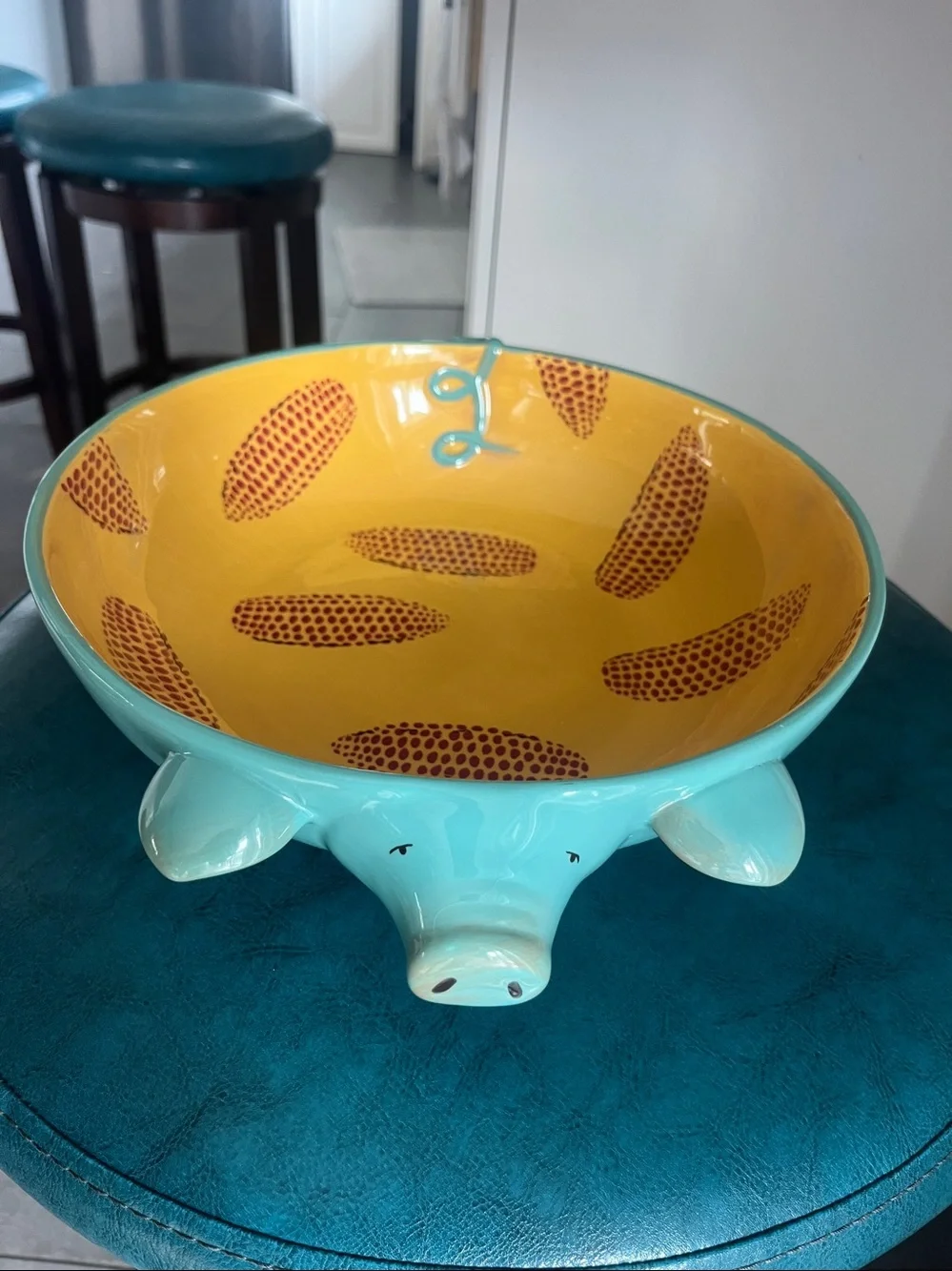 Sur La Table Rare Farmhouse Pig Rustic Serving Bowl